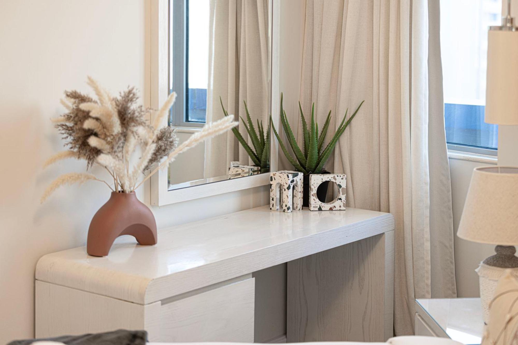 Upgraded 2 Bedroom In Damac Maison Mall Street * Dubai