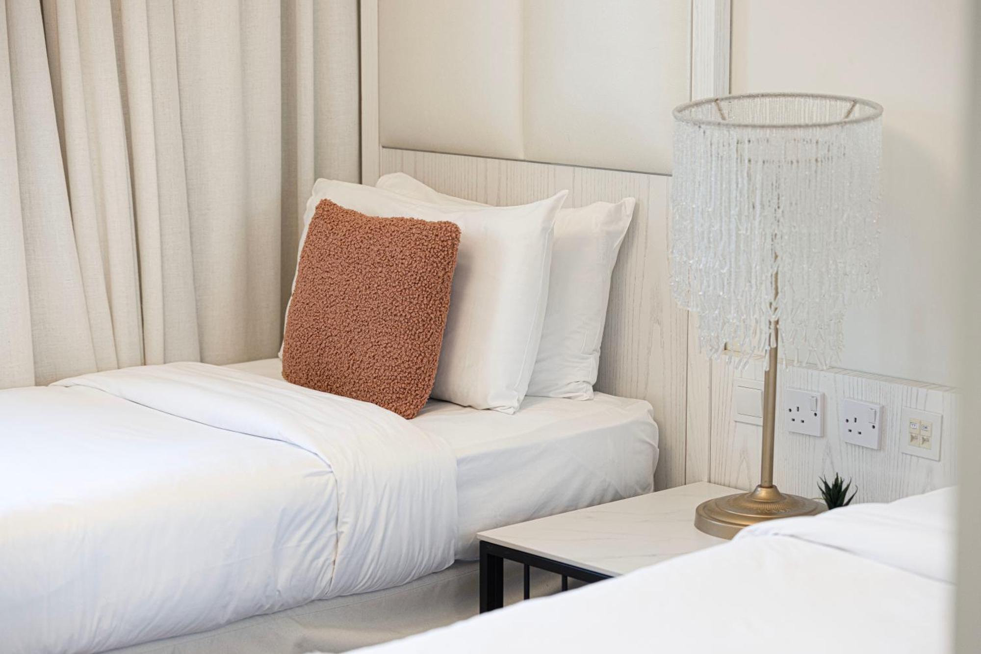 Apartment Upgraded 2 Bedroom In Damac Maison Mall Street Dubai
