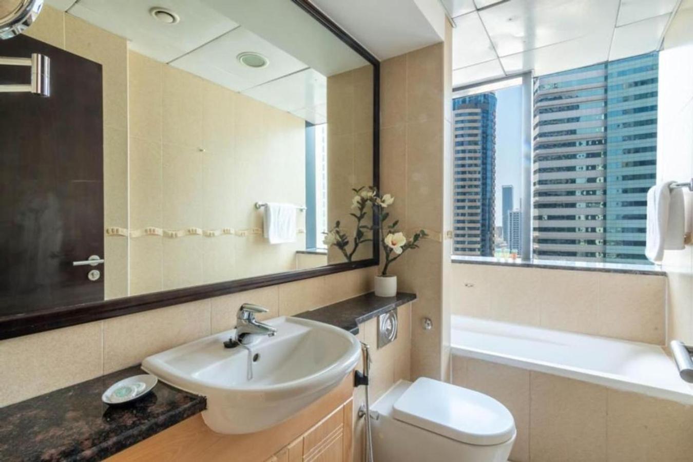 Breathtaking View Apartment Dubai