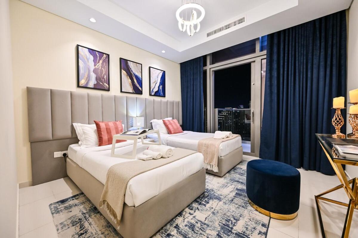Apartment New 2 Bed Burj Khalifa View, 64th Floor Infinity Pool *