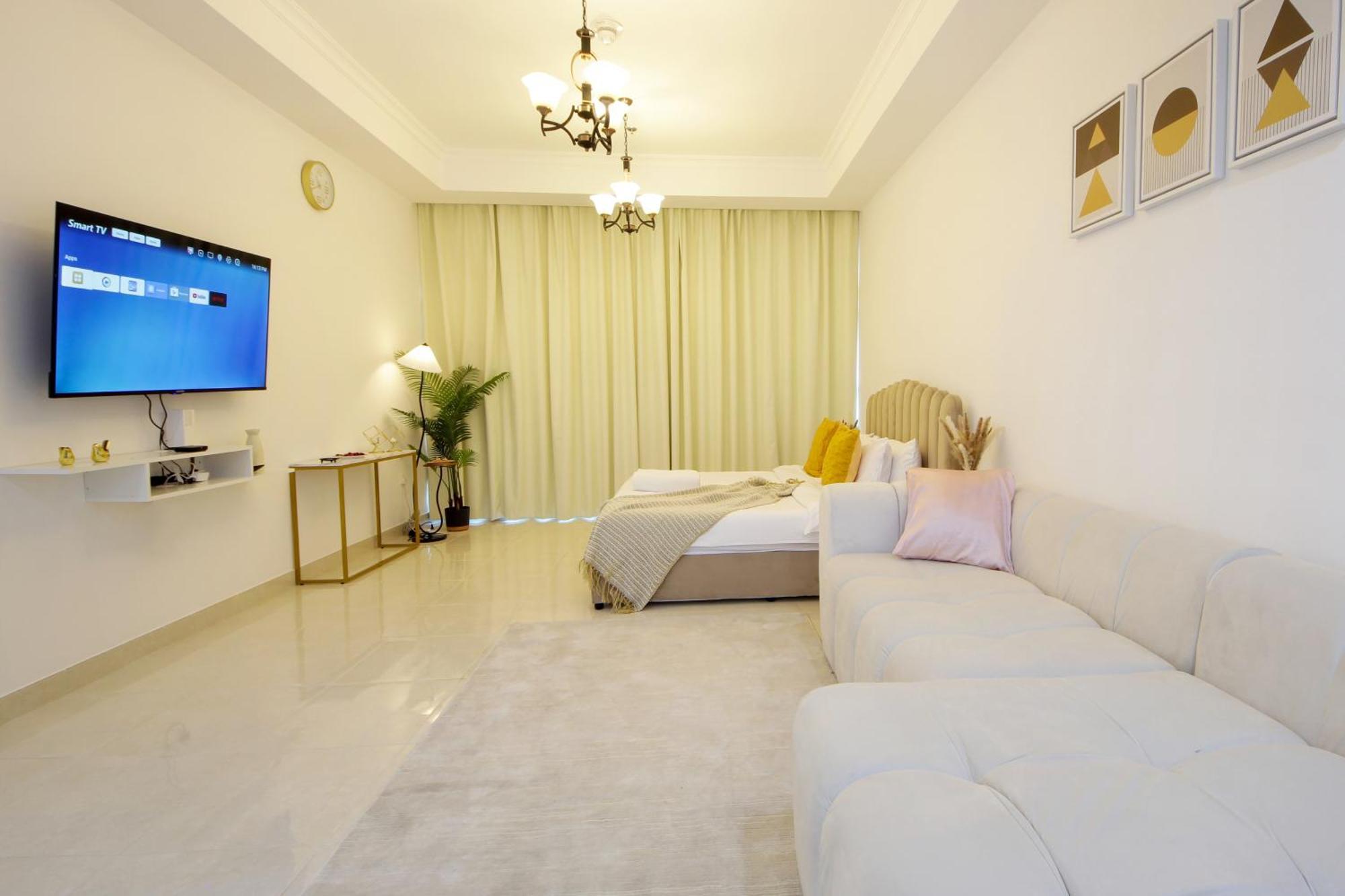 Apartment Gorgeous Close To Business Bay Metro *