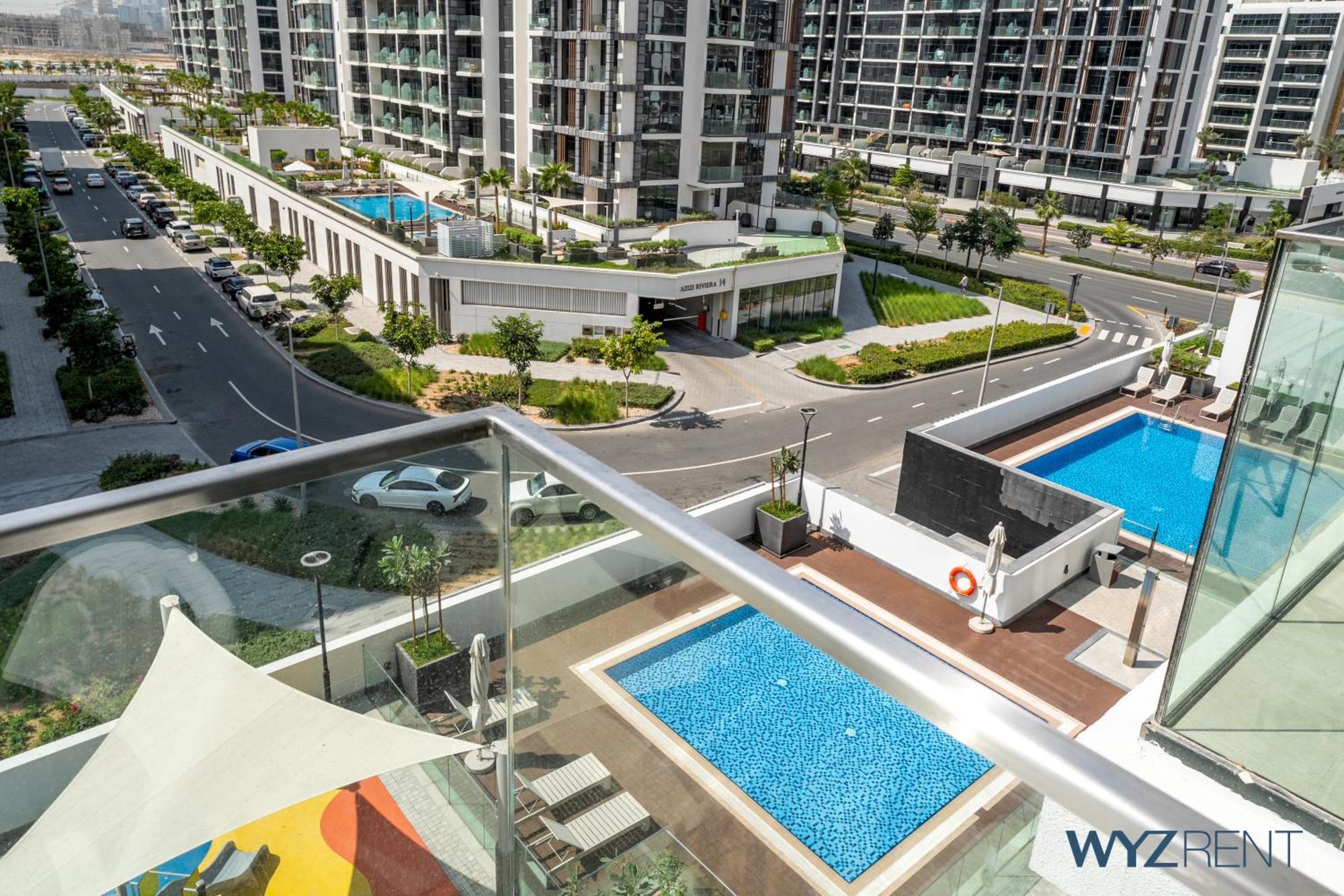 Apartment Amazing In Azizi Riviera 9,city & Pool View *