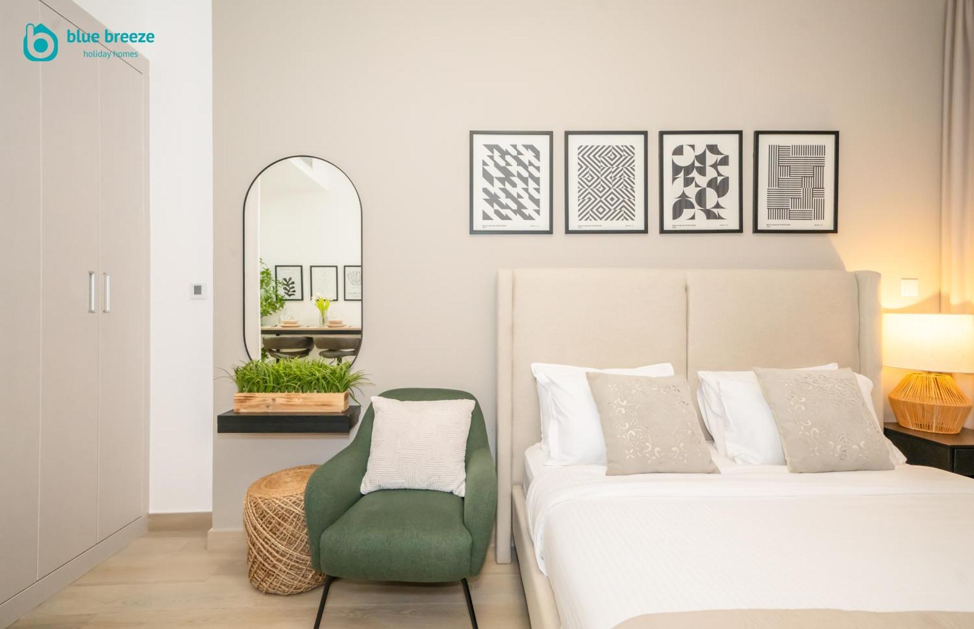 Blue Breeze - Elegant & Cozy In Jvc Apartment