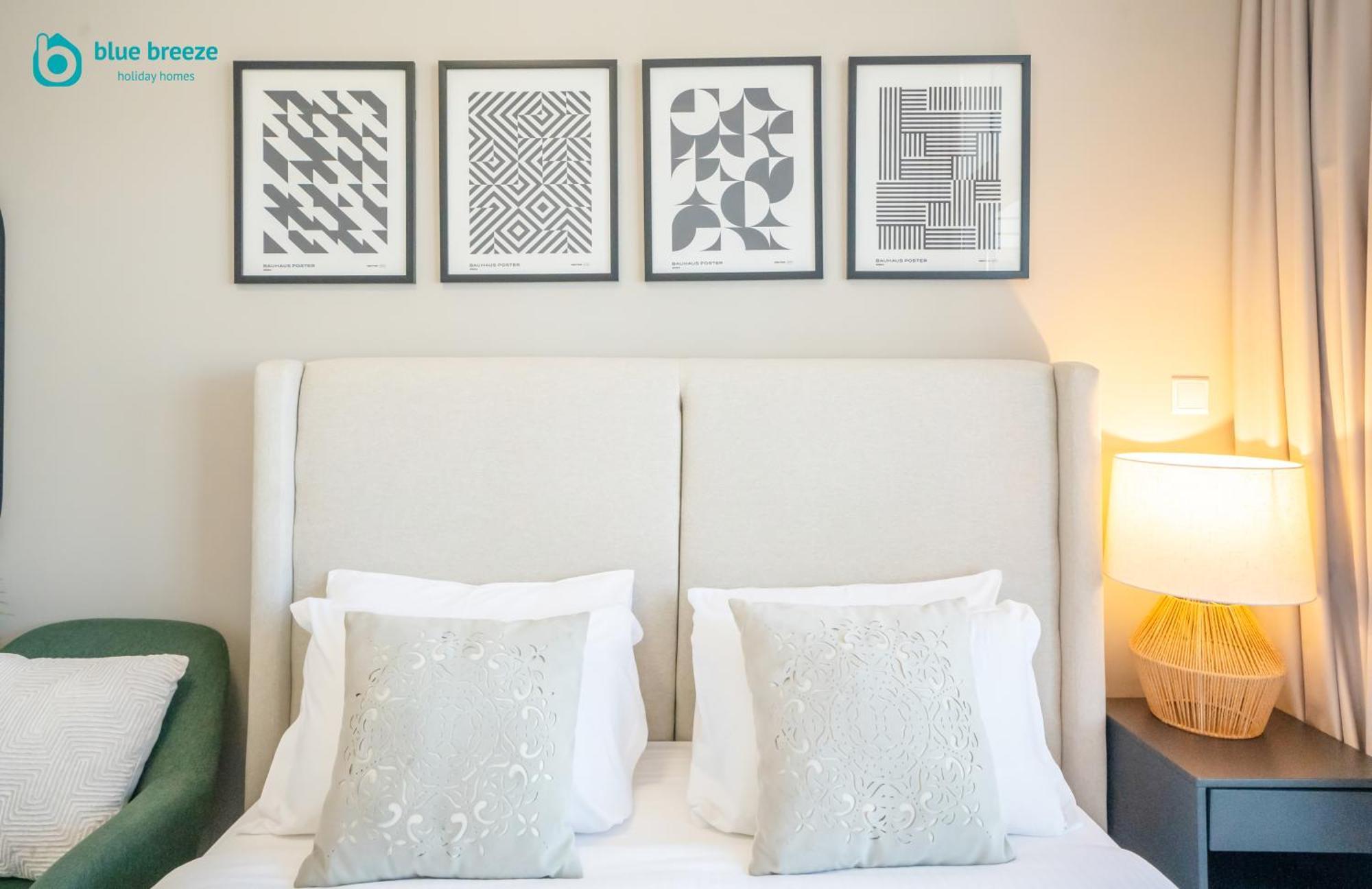 Blue Breeze - Elegant & Cozy In Jvc Apartment Dubai