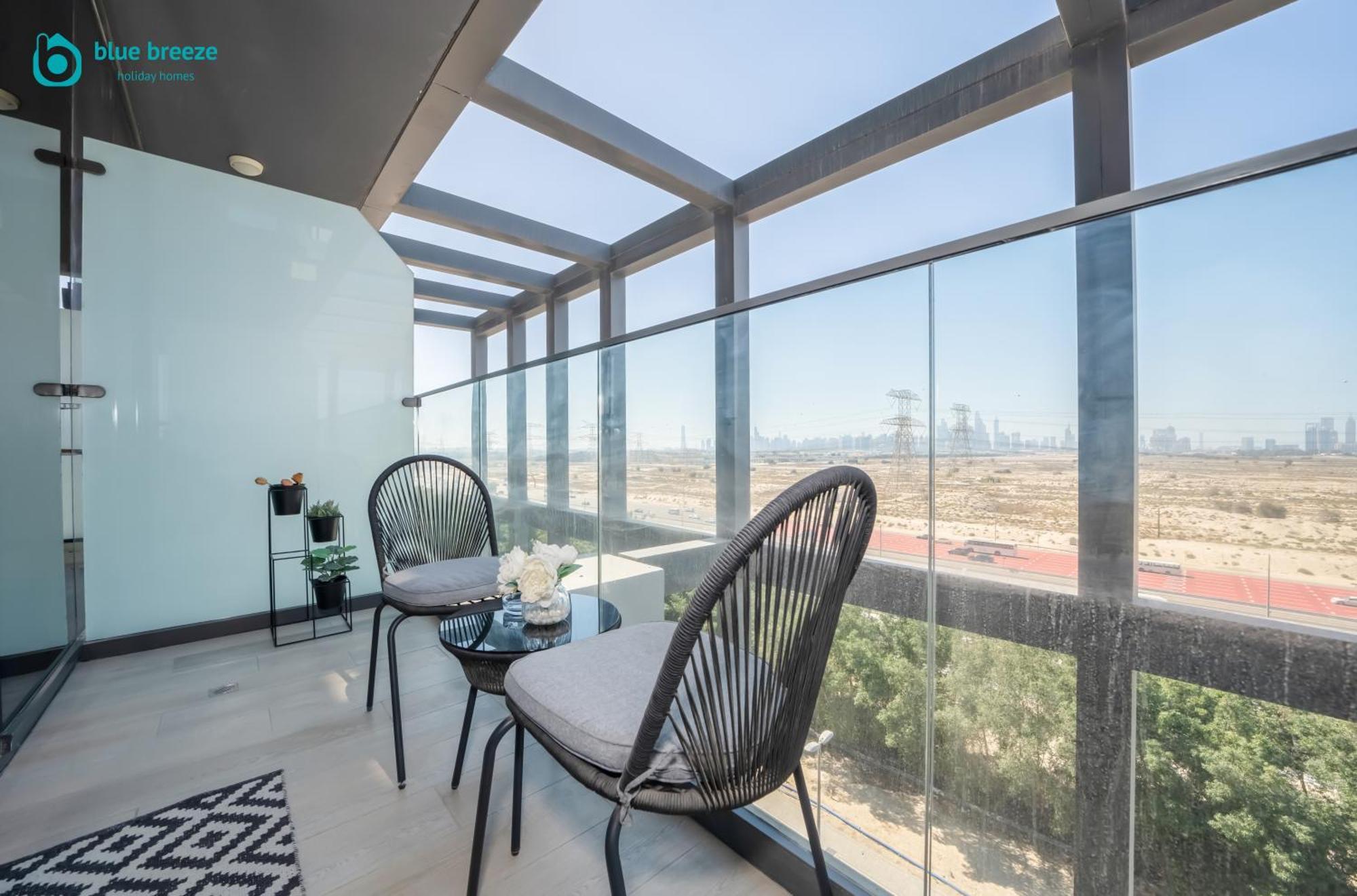 Blue Breeze - Elegant & Cozy In Jvc Apartment Dubai
