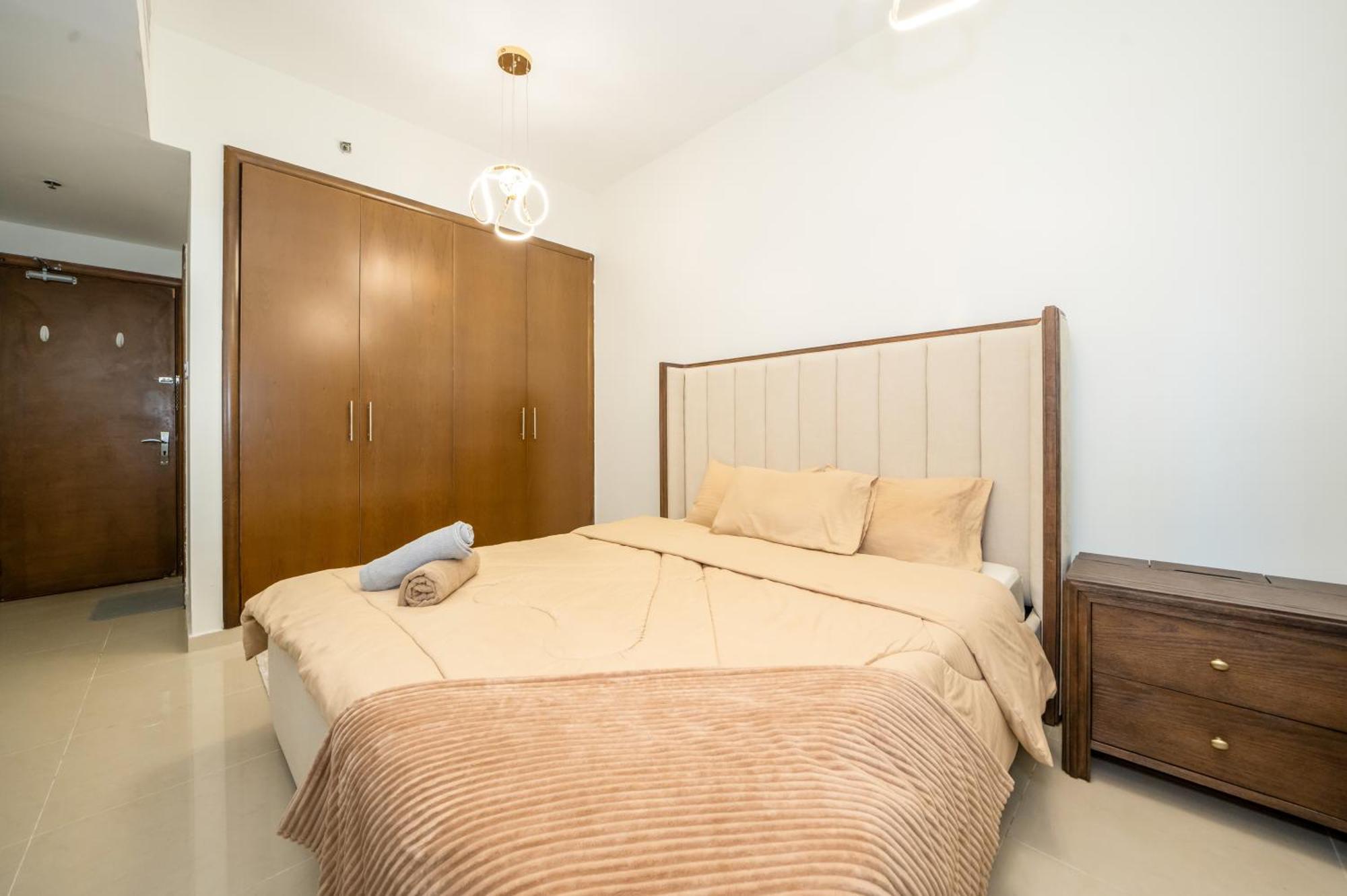 Lavish 1 Bedroom Apartment Dubai