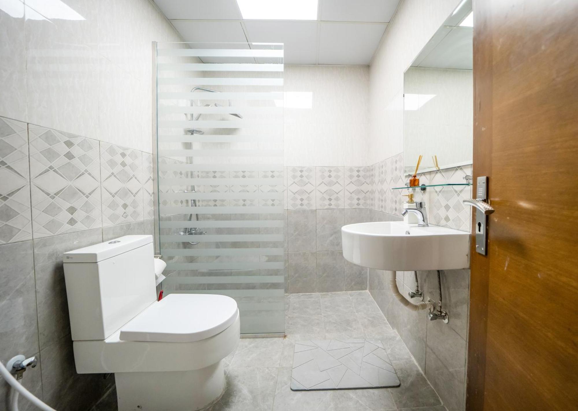 Lavish 1 Bedroom *