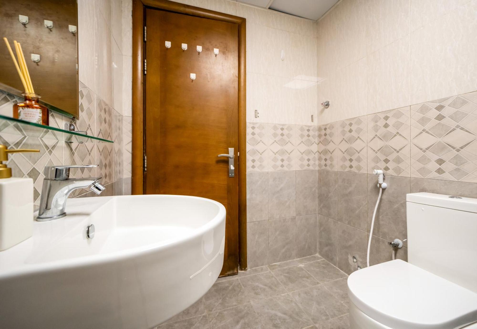 Lavish 1 Bedroom