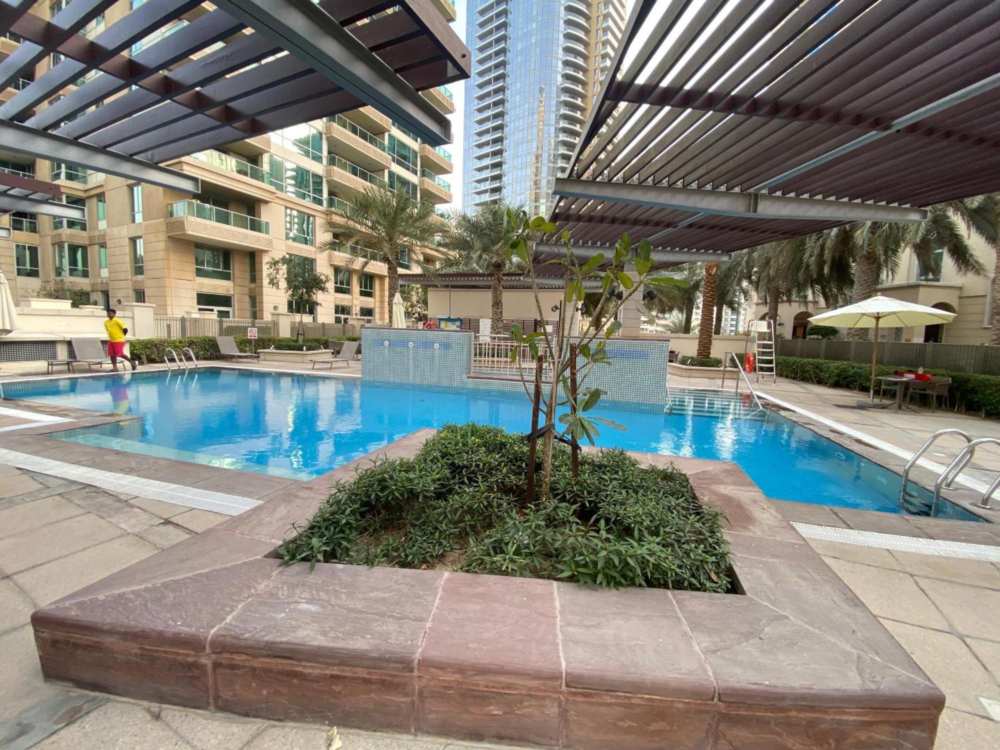 Exquisite 3 Bedroom With Marina View Dubai