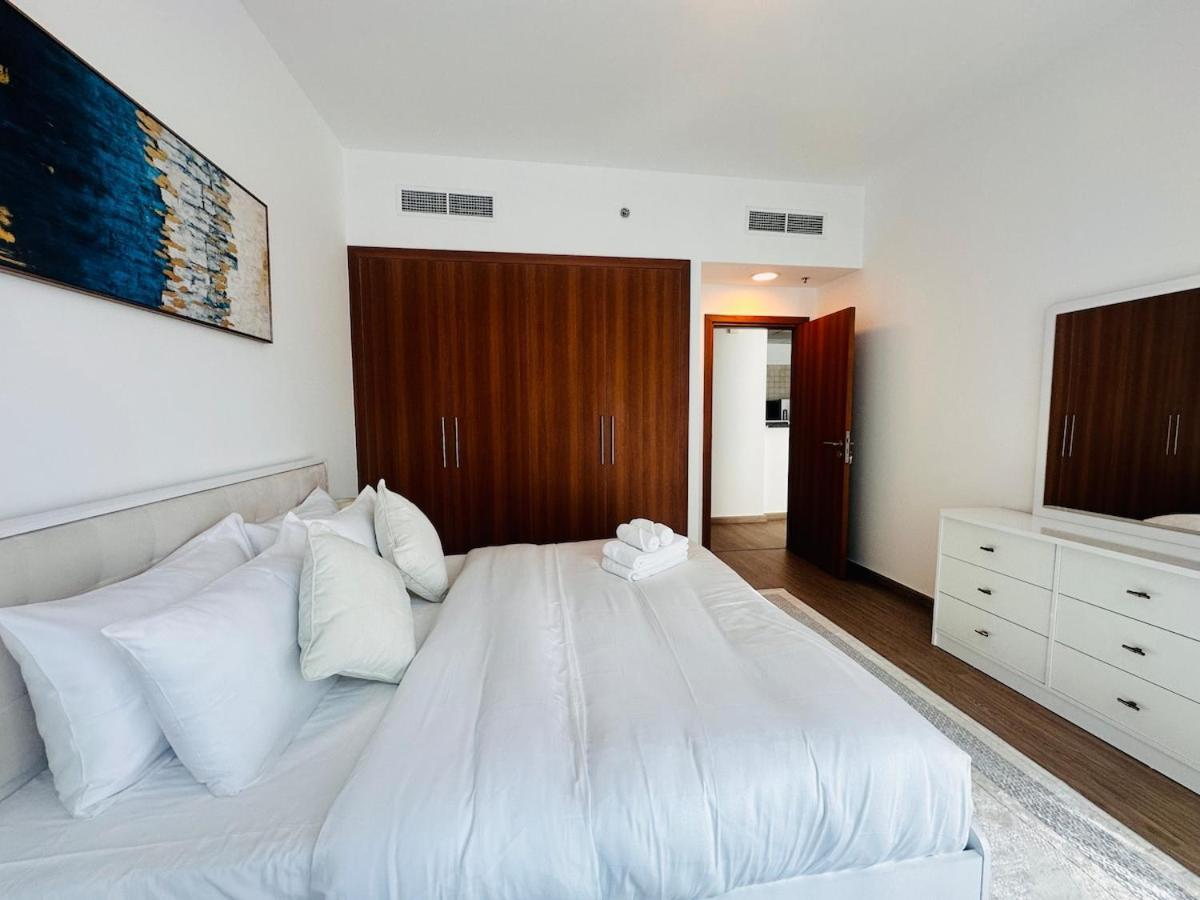 Airvistas Elevate Living 1bhk Apartamento
