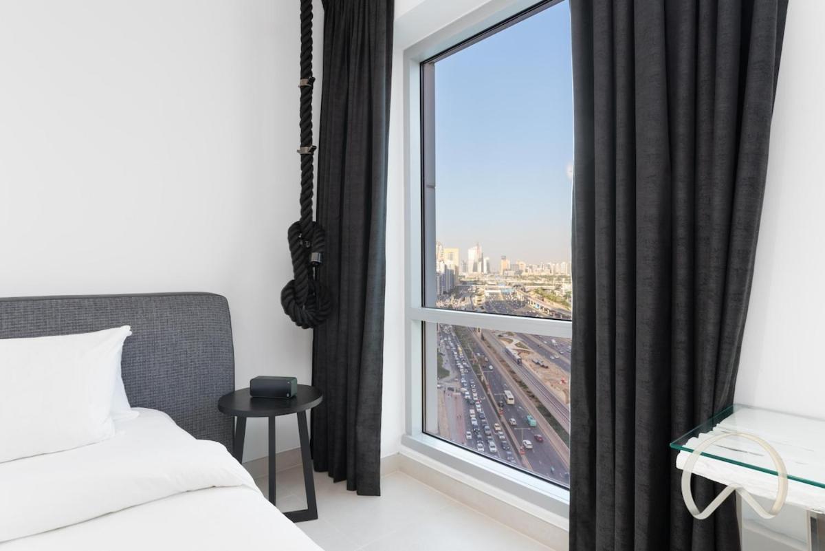 Upgraded 2br In La Riviera Marina - Close To