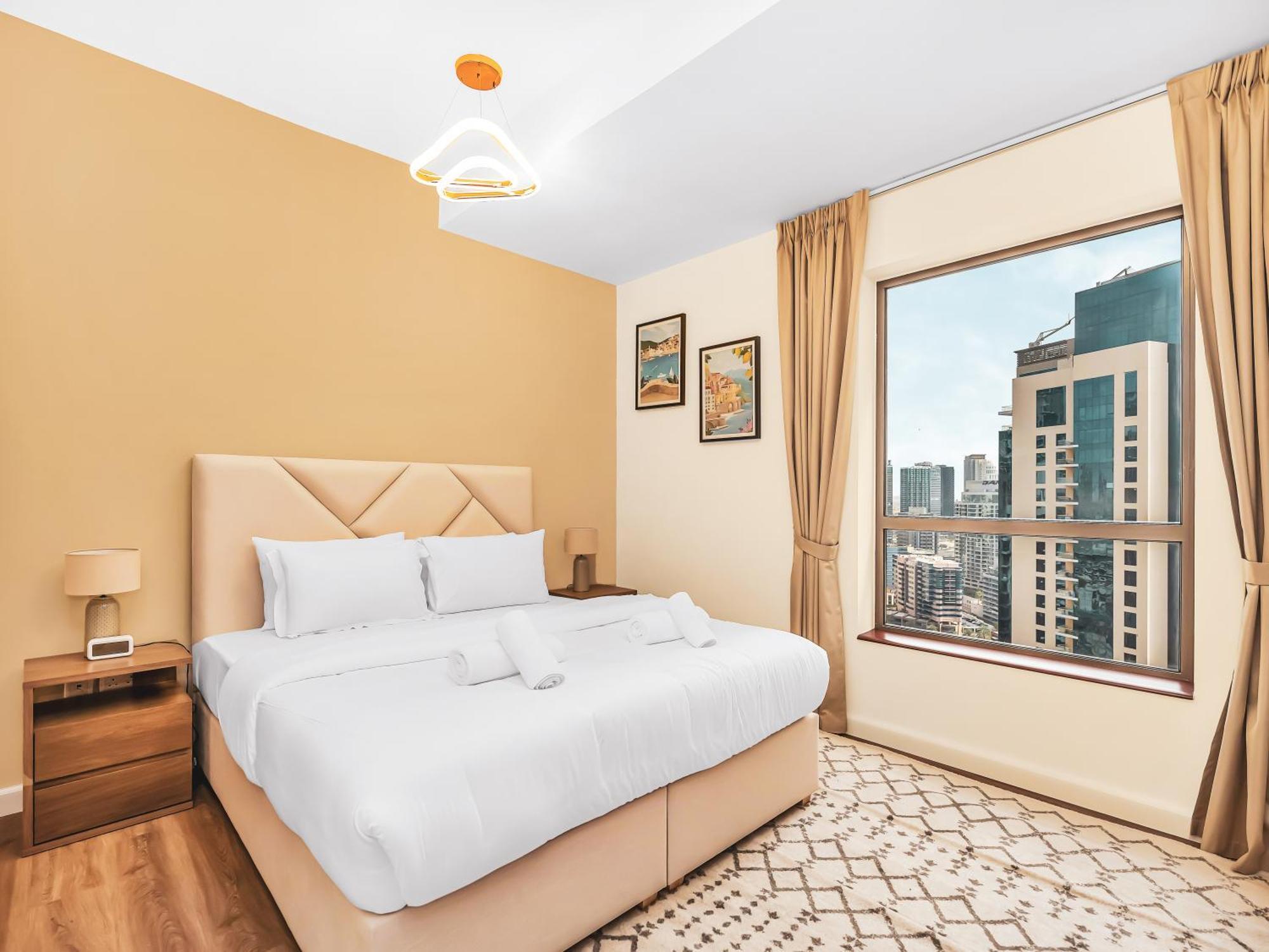 New! Jbr Beachfront With Panoramic Eye Views Dubai
