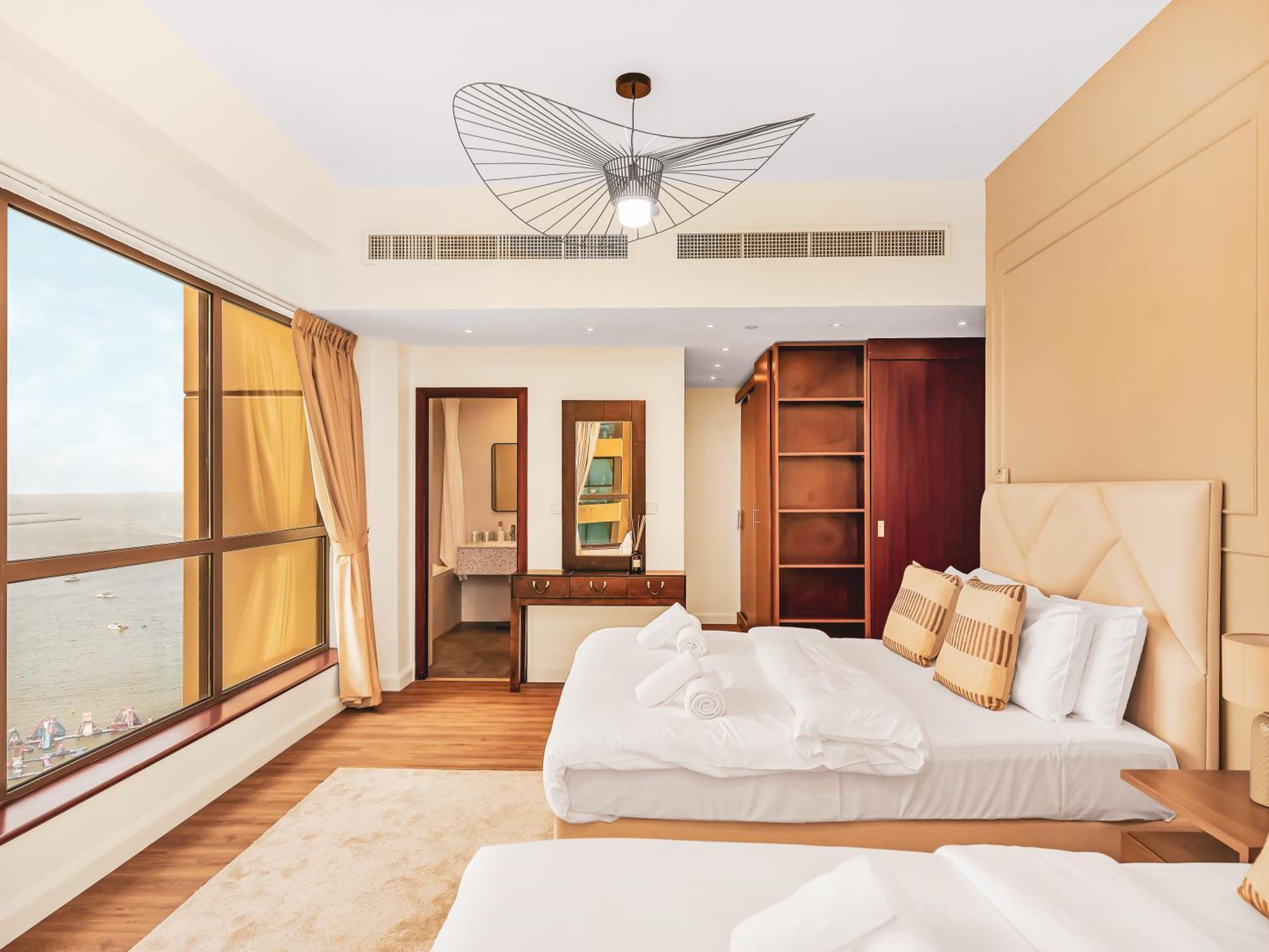 New! Jbr Beachfront With Panoramic Eye Views Apartment *
