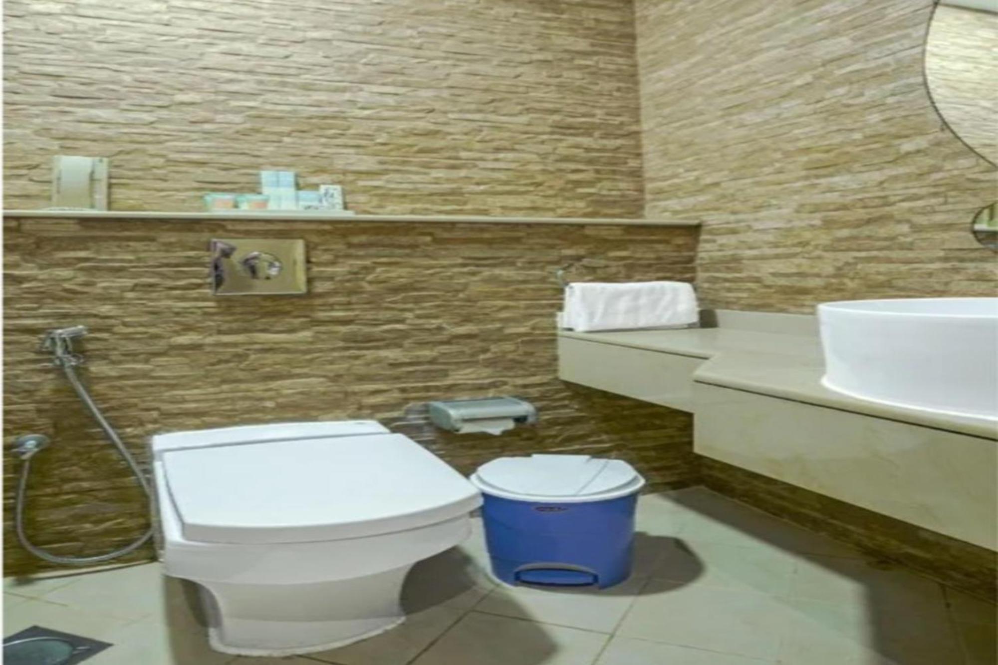 Hotel Belvilla Luxury East Dubai