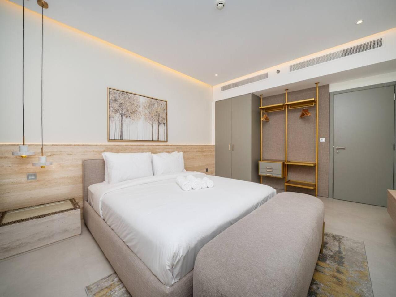 1 Bed Madinat Living Escape With Burj Al View Apartment *