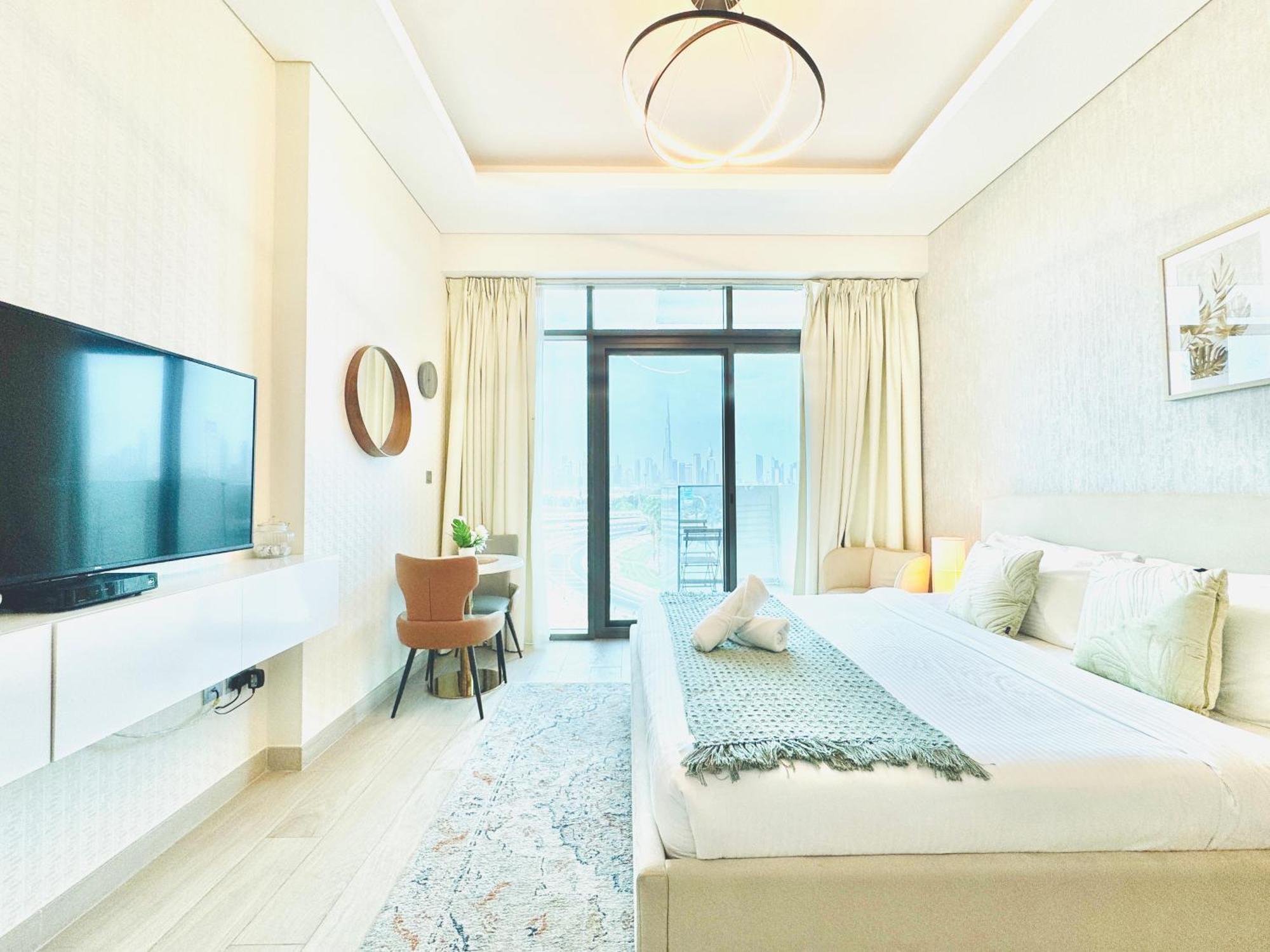 Venduras - Skyline View Farhad Azizi Al Jaddaf Dubai