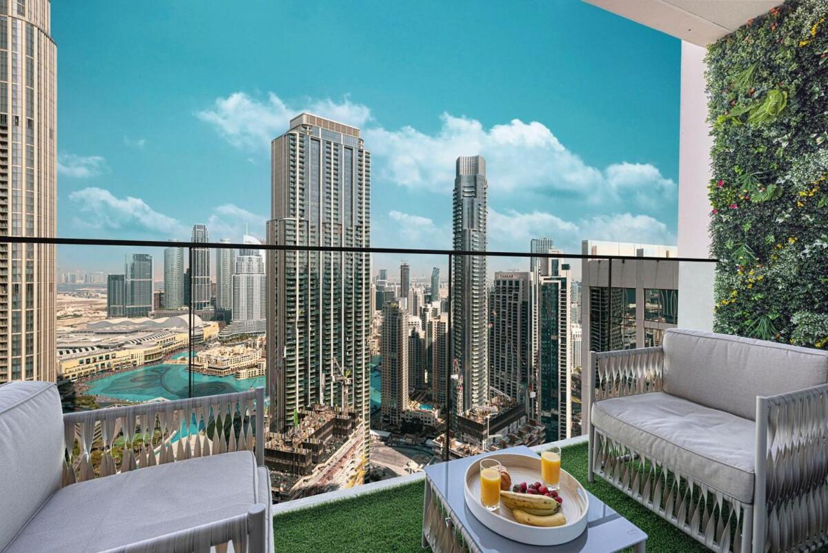 Downtown 4br High-floor Luxury That Sleeps 9 *