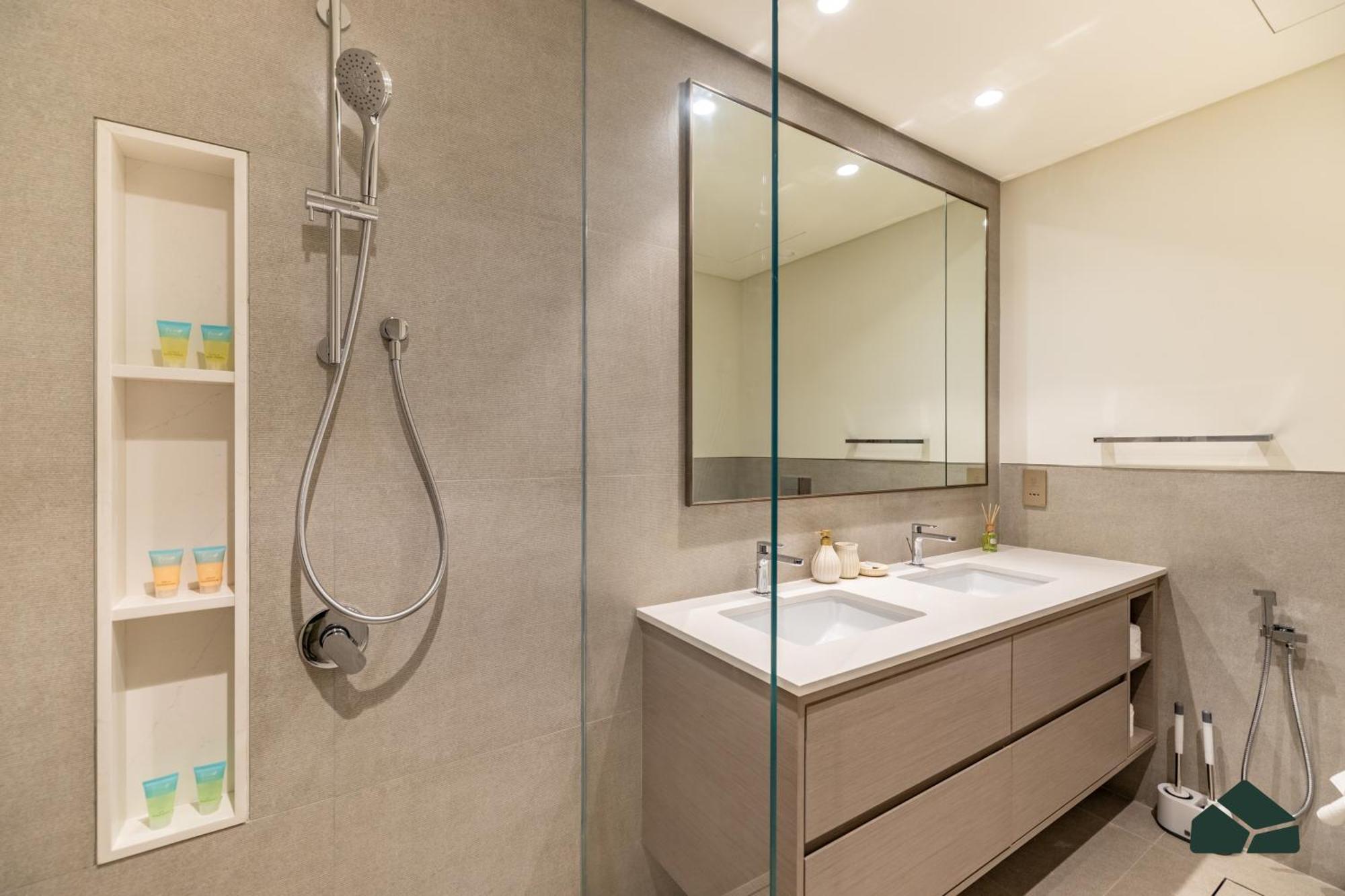 Apartamento Grande Tranquil 2br Next To Opera By Bms *