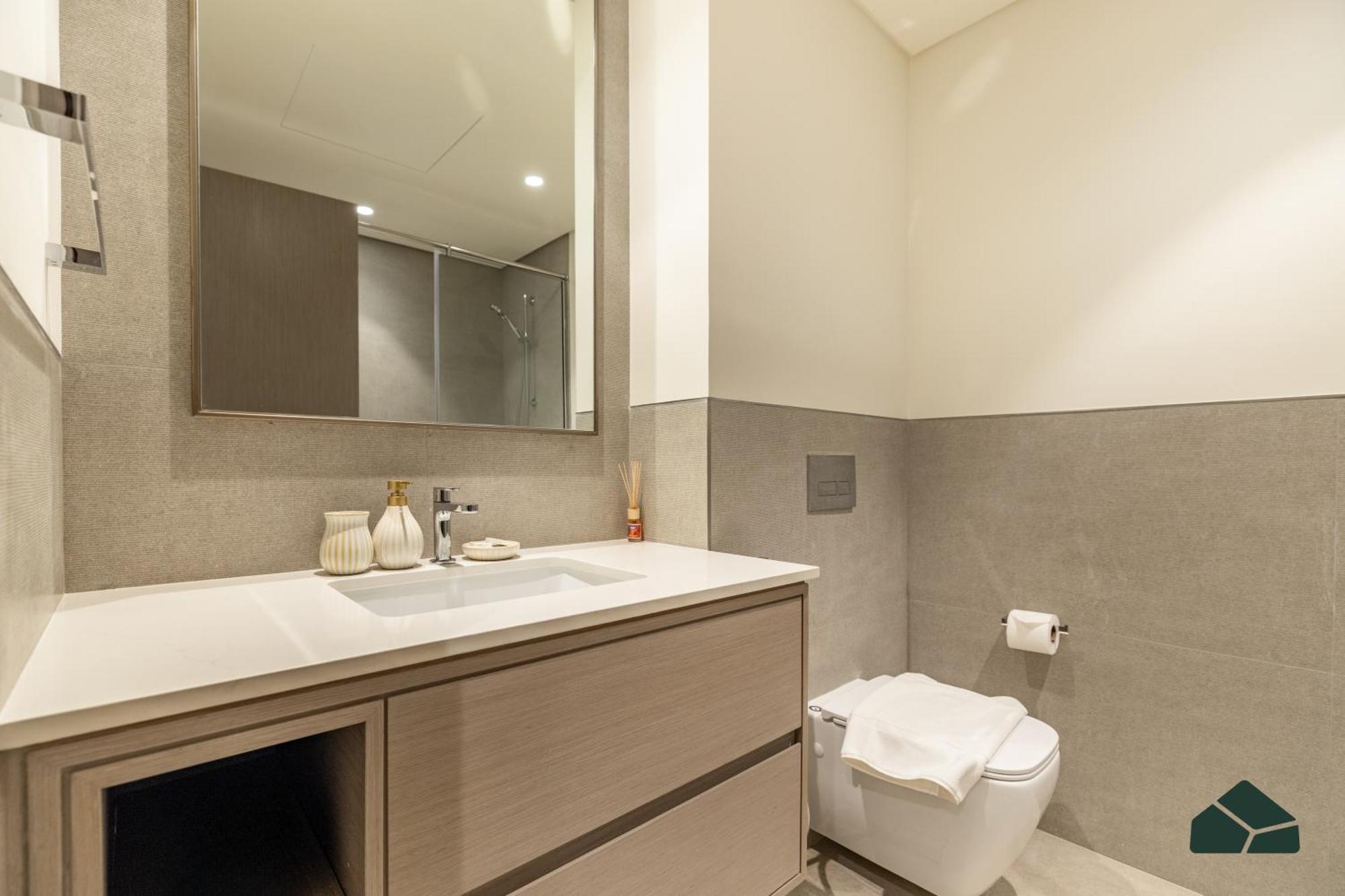 Apartamento Grande Tranquil 2br Next To Opera By Bms Dubai