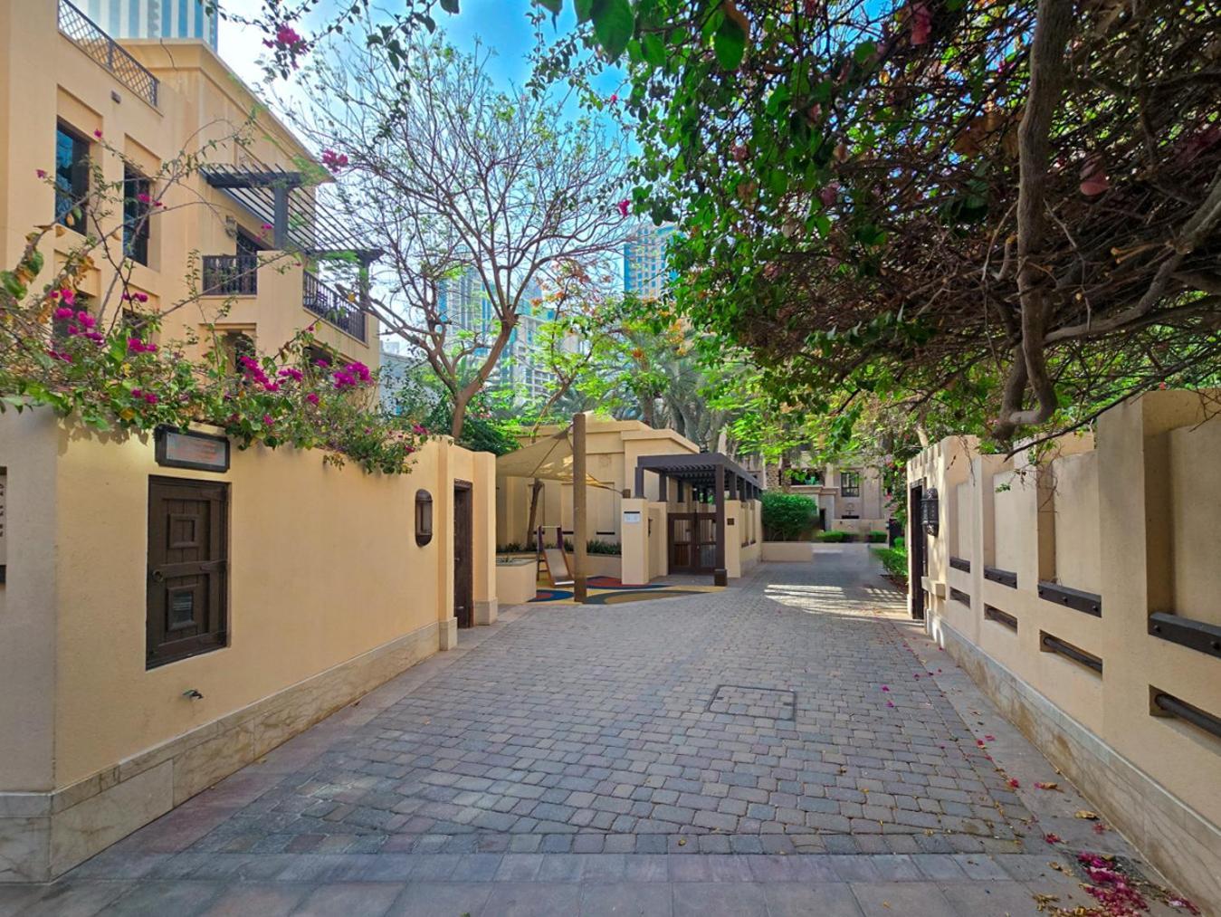 Daire Easygo- Spacious-authentic-city Center *