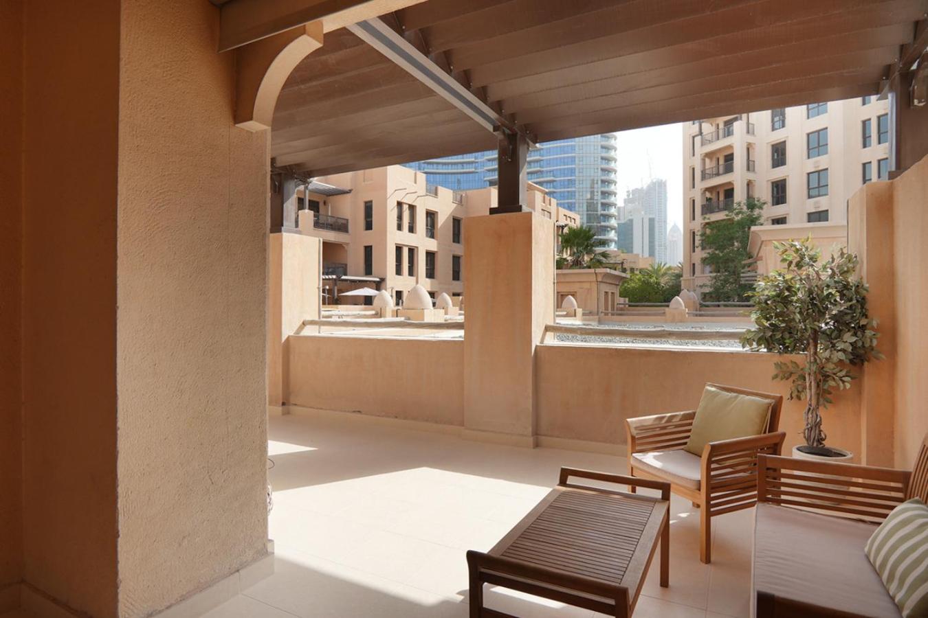 Daire Easygo- Spacious-authentic-city Center Dubai