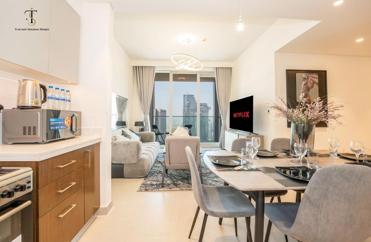 Swanky T1 2br Downtown * Dubai