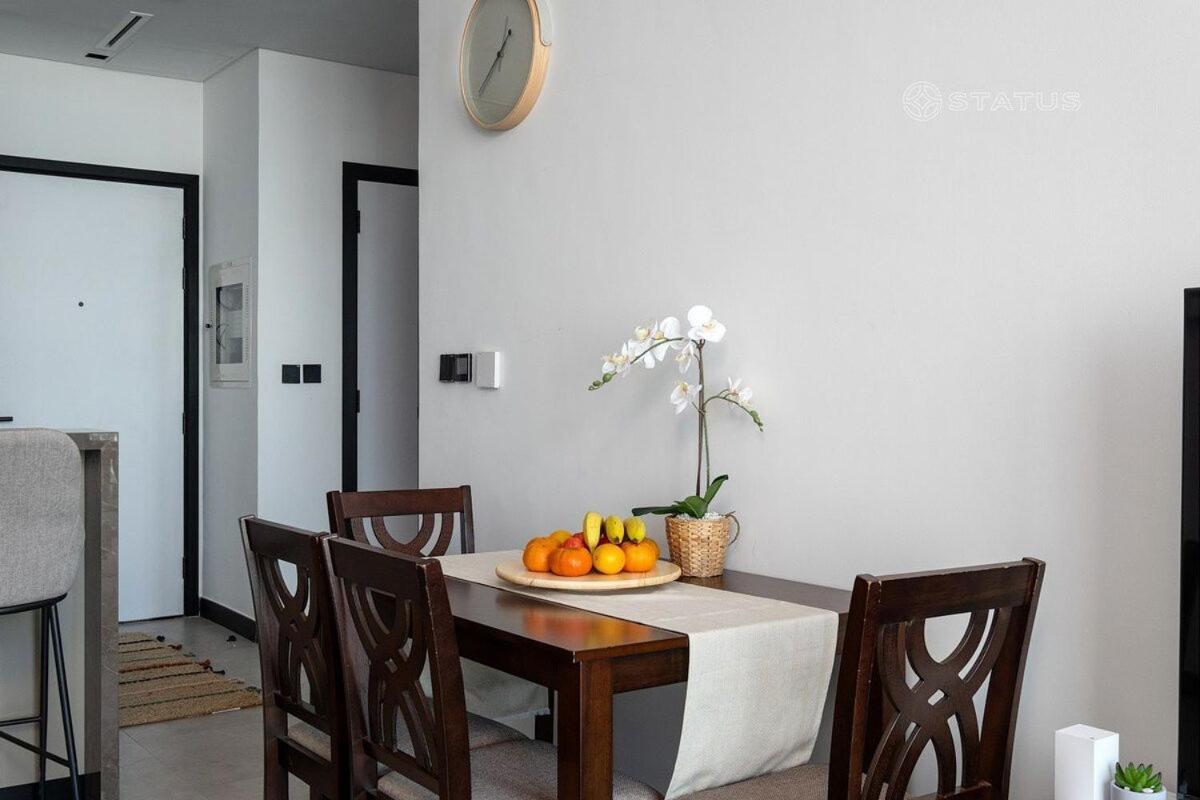 2br-bd-15ns Burj Khalifa Canal Views Apartment