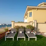 The S Holiday Homes - Luxurious 5 Bedrooms Villa At Palm Jumeirah With Private Swimming Pool And Private Beach Access