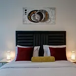 Durrani Homes - Arabian Luxury At Souk Al Bahar Besides Burj Khalifa & Dubai Mall
