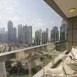 Prime Retreats - Downtown Dubai