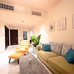 Newly Furnished. Cozy Apartment. Quite Location.