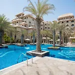 PALM Jumeirah Grandeur Residences, private Pool&Beach