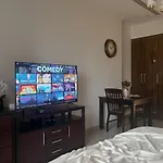 Studio Apartment With Sauna And Full Burj Khalifa View