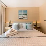 Maison Privee - Five Palm Residences