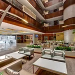 Howard Johnson Plaza By Wyndham Dubai Deira