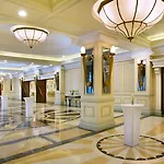 Al Habtoor Grand Resort, Autograph Collection