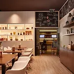 Treppan Hotel & Suites By Fakhruddin