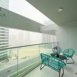 Mira Holiday Homes - Newly Furnished 1 Bedroom In Business Bay