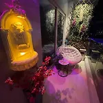Luxury 5 Star 1 Bed Apartment