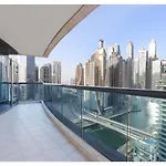 Spacious 3 Bedroom Suite With Marina View - Near Marina Mall