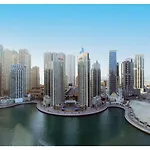 Spacious 3 Bedroom Suite With Marina View - Near Marina Mall