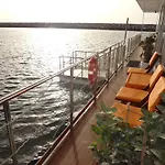 Jawhara Marines Floating Suite