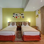Ascot Hotel