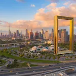 Vacation Stay Near Adcb Metro & Sharaf Dg Metro Stations