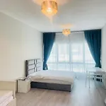 Royal- Cozy Studio In Marina Diamond 2