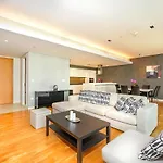 Mira Holiday Homes - Cozy 2 Bedroom In Bluewaters