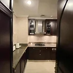 Lux Bnb I Souk Al Bahar I Burj Khalifa Views