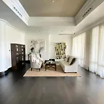 Lux Bnb I Souk Al Bahar I Burj Khalifa Views