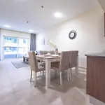 Stonetree - Near Tram - Furnished 1Br