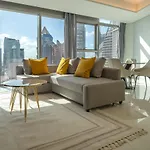Magical Apartment With Rooftop Pool & Burj Khalifa View